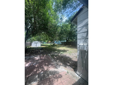Welcome to this beautiful modern house to buy close to - photo 12