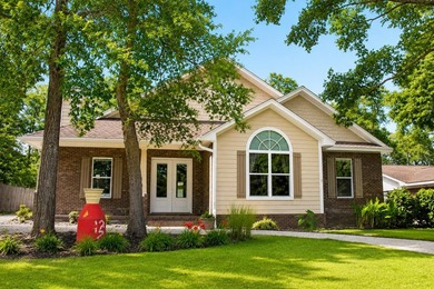 Custom-built home with flexible living space, oversized 3-car - photo 2
