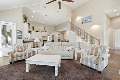 Custom-built home with flexible living space, oversized 3-car - photo 3
