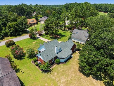 GOLF COURSE LIVING IN RIVER POINTE! Nestled on a quiet - photo 33
