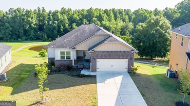 Skip the wait for new construction and move right into this - photo 1