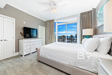 3BR/3BA third-floor condo with balconies facing both the Gulf - photo 9