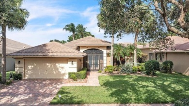Lake Home For Sale in Boynton Beach, Florida