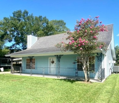 (private lake, pond, creek) Home For Sale in Morgan City Louisiana