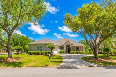Welcome to this immaculate custom-built home in Pinehurst - photo 3