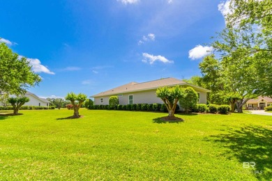 Welcome to this immaculate custom-built home in Pinehurst - photo 4