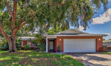Lake Home Sale Pending in Largo, Florida
