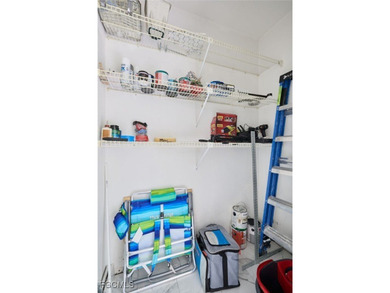 Location! Location! Location! This TURNKEY beautiful 2 bedroom 2 - photo 29