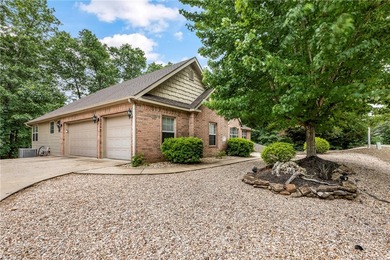 If entertaining and outdoor living are your thing, this home is - photo 39