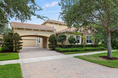 (private lake, pond, creek) Home For Sale in Port Saint Lucie Florida