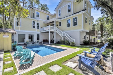 Great 3rd row beach house in North Forest