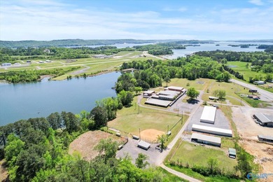 Prime 20-acre waterfront property w/ approx. 2700 feet of - photo 3