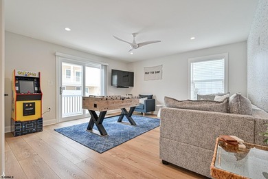 New Construction - * A Zone Location * This 4,000 Sf 3-story - photo 21