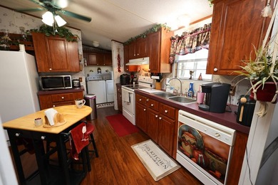 This Online Auction starts ending Tuesday, May 19th at 6pm CST - photo 24
