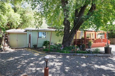 Charming Lake- Area Home with Private Garden Retreat Enjoy - photo 6