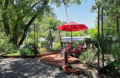 Charming Lake- Area Home with Private Garden Retreat Enjoy - photo 7