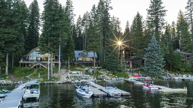 Welcome to an extraordinary opportunity on the shores of Payette - photo 1