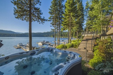 Welcome to an extraordinary opportunity on the shores of Payette - photo 4