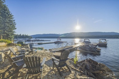Welcome to an extraordinary opportunity on the shores of Payette - photo 8