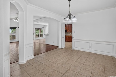 Beautifully maintained single-story home offering 2,400 sq. ft - photo 5