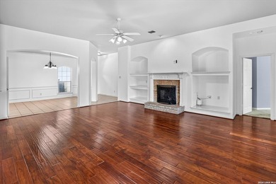 Beautifully maintained single-story home offering 2,400 sq. ft - photo 7