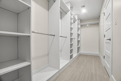 Presenting a COMPLETELY REMODELED 4-bedroom, 4-bath family home - photo 35