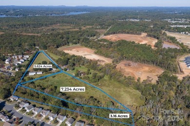 Lake Wylie Acreage Active Under Contract in Charlotte North Carolina