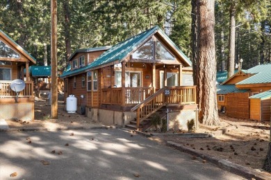 Lake Home For Sale in Ashland, Oregon