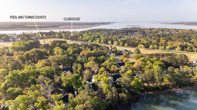 Beyond the quiet approach into beautiful Cat Island, where a - photo 9