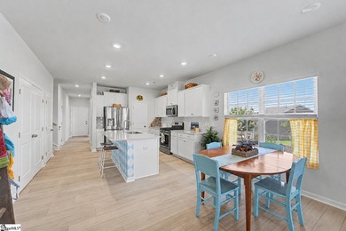 Welcome to 406 Batten Road, a meticulously well-maintained - photo 8