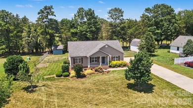 Nestled on a beautifully maintained lot in one of Belmont's most - photo 4