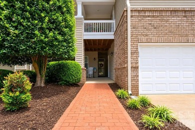 TRANQUIL AND SPACIOUS 2nd Floor END UNIT Condo w ONE CAR GARAGE - photo 5