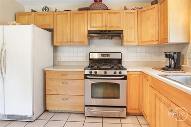 Charming 3-bedroom, 2-bath bungalow in a highly desirable - photo 12