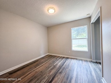 Don't miss 617 Birchbark Trl, recently updated with fresh - photo 14