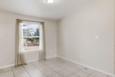 Country living In the heart of Snowflake AZ! Comfortable family - photo 9