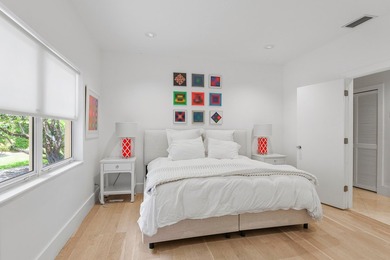 This exceptional and fully renovated one-story 5-bedroom, 5-bath - photo 22