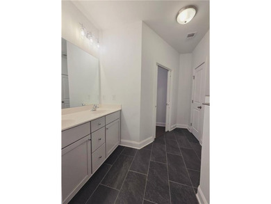 Like-new West-facing Ashton Woods home 4 bedrooms | 4 bathrooms - photo 27