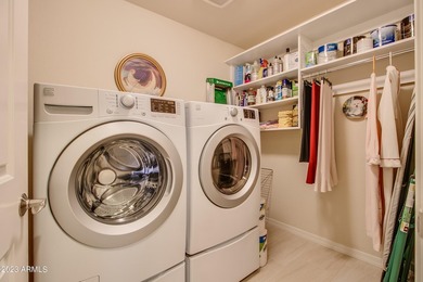 Welcome to your dream home! This remarkable 3-bedroom, 2-bath - photo 28
