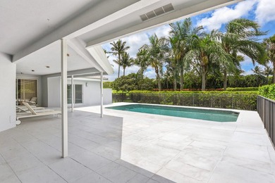 This exceptional and fully renovated one-story 5-bedroom, 5-bath - photo 30