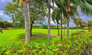 This exceptional and fully renovated one-story 5-bedroom, 5-bath - photo 34