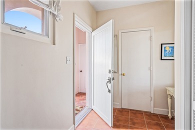 This furnished home in Wood Duck boasts 3 bedrooms, 2.5 baths - photo 2