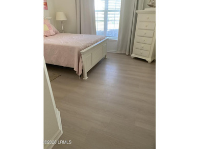 ***Brand new LVP Throughout*** Beautifully maintained Wren Villa - photo 10