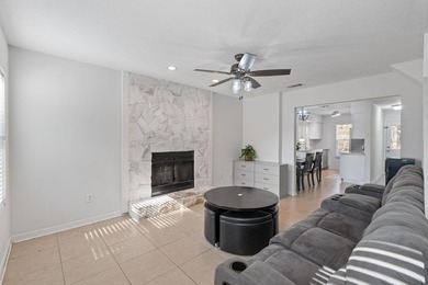 Well-maintained 3BR/2.5BA home in desirable Kelly Hill Estates! - photo 2