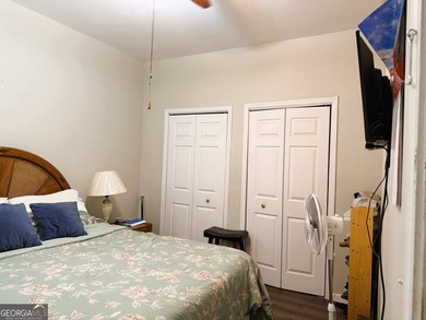 CHARMING TWO-BEDROOM EFFICIENCY COTTAGE TUCKED AWAY ON OVER A - photo 14