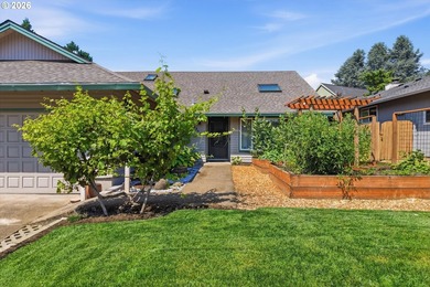Beautifully maintained one-level home in Tualatin's sought-after - photo 4
