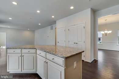 $10,000 Closing Credit w/ acceptable offer. Why wait for new - photo 45