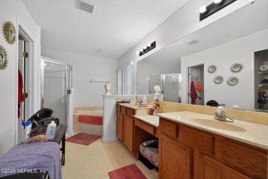 This beautiful home in a well sought-after Gated Community - photo 12