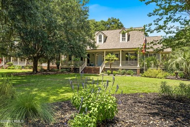 Welcome to 25 Timber Trail, an exceptional Lowcountry residence - photo 2