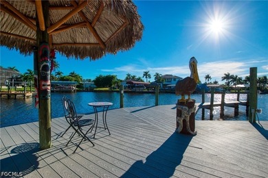 Premier Luxury Waterfront Estate | 235' Frontage | Unique Corner - photo 38