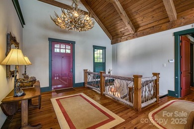 Discover a world where the majestic Blue Ridge Mountains and the - photo 9